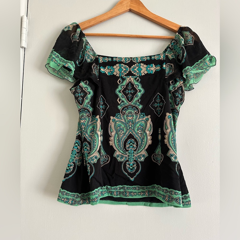 Vintage INC international concepts ruffled short sleeve printed top. Size M - Picture 5 of 6